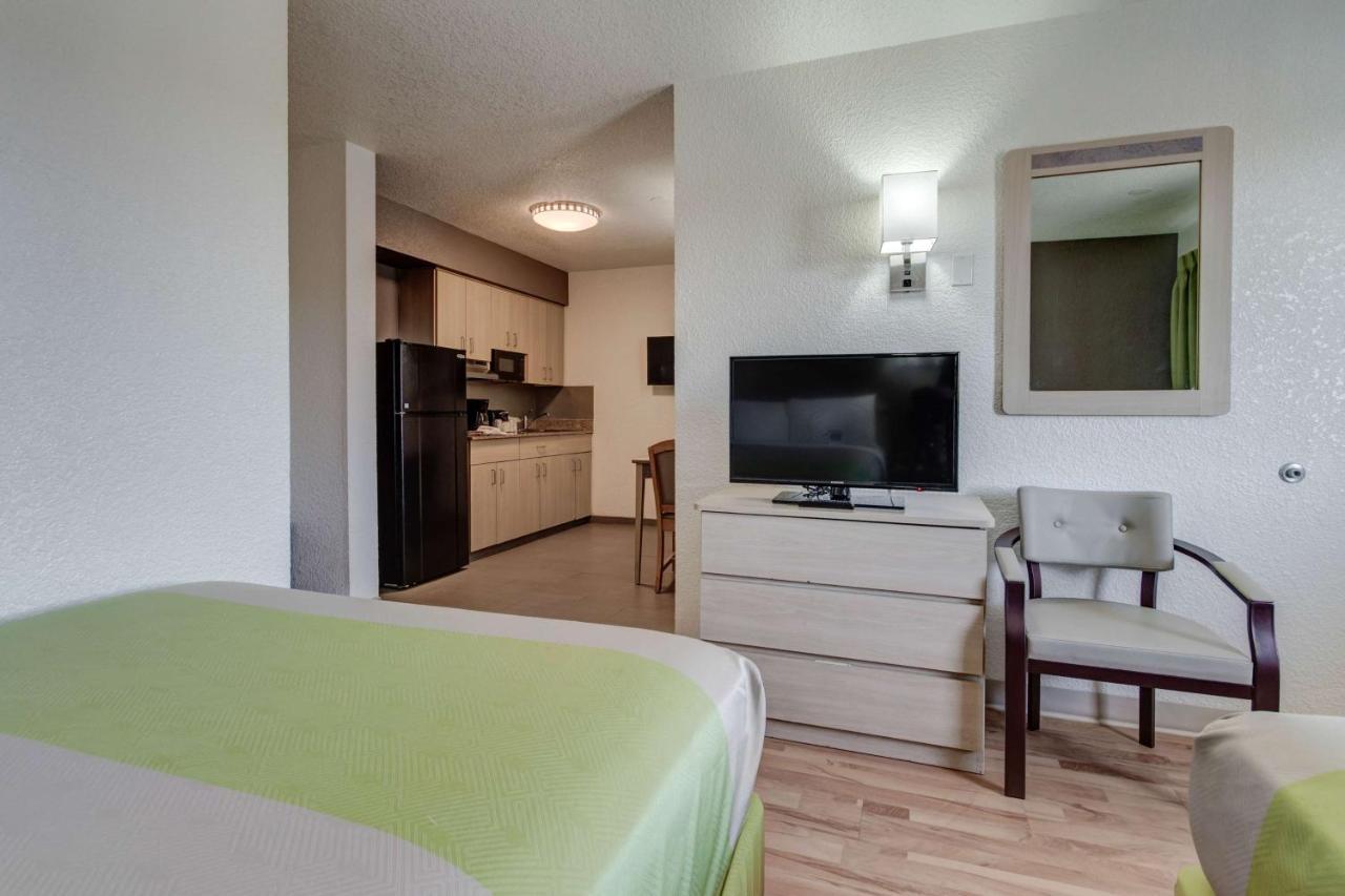 Hotel 6-el Paso, Tx - East 2*
