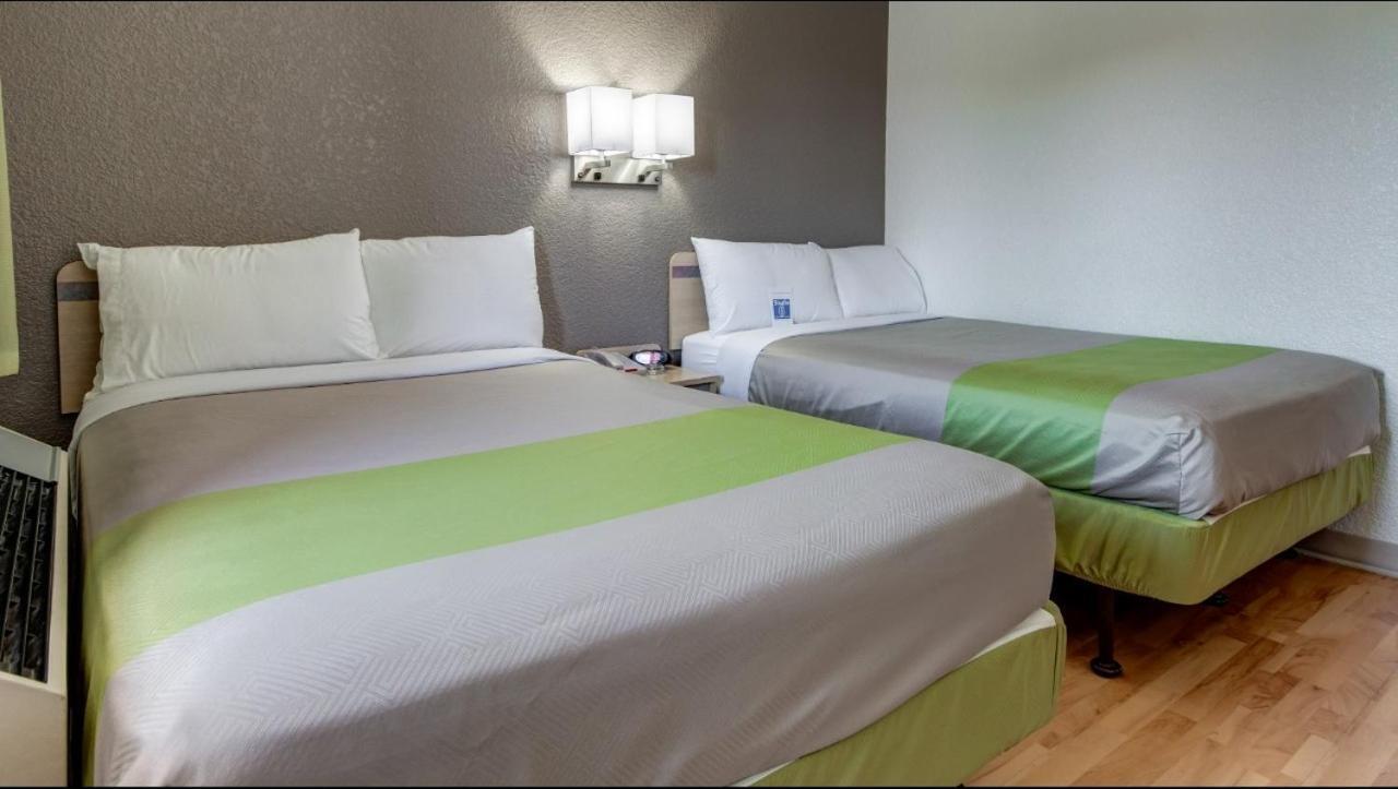 6-el Paso, Tx - East Hotel