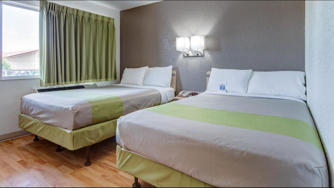6-el Paso, Tx - East Hotel 2*